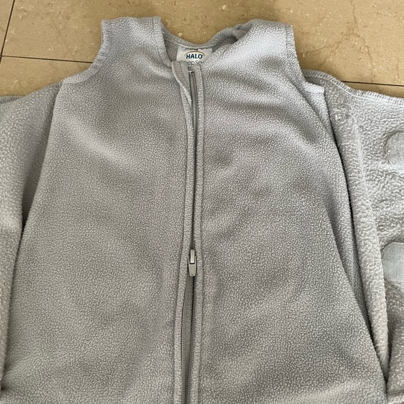 Gray Fleece Halo Sleepsack Swaddle - Picture 4 of 5